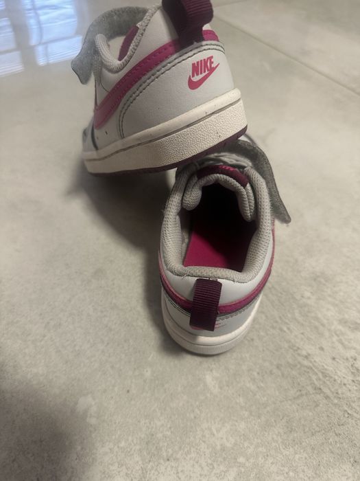 Buty/ adidasy   Nike r.28