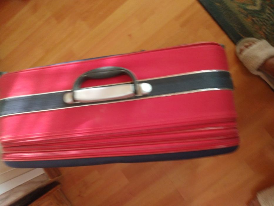 Vendo mala de viagem  muito bom estado