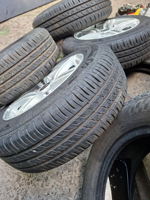 Колеса 4/100/14. J6. Et35. Dia66. Шины 175/65/14. Лето Барум 21г.