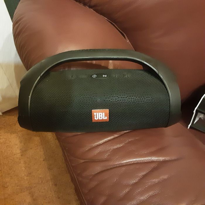 Бумбокс JBL цвет черный