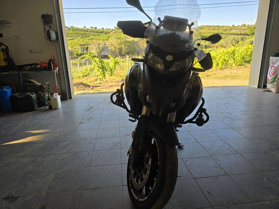 Benelli trk            j