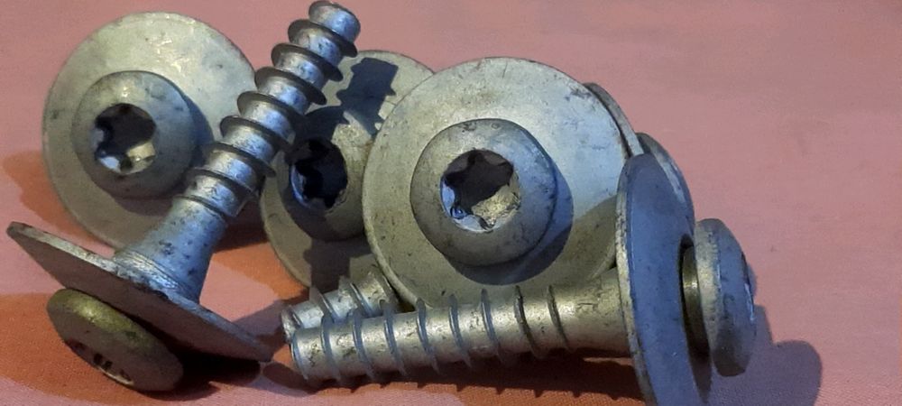 Болти саморізи до Пральн Машини. Силові,до бетон.противоваг.