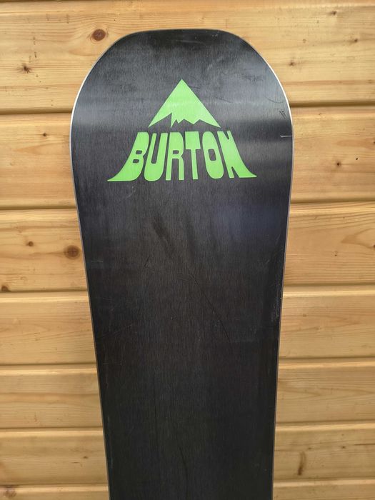 Deska snowboardowa Burton Radius 135 cm + wiązania (A27)