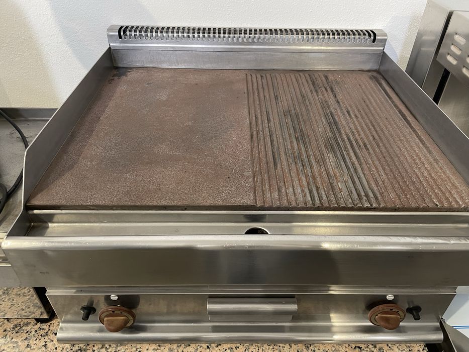 Grelhador de bancada a gas