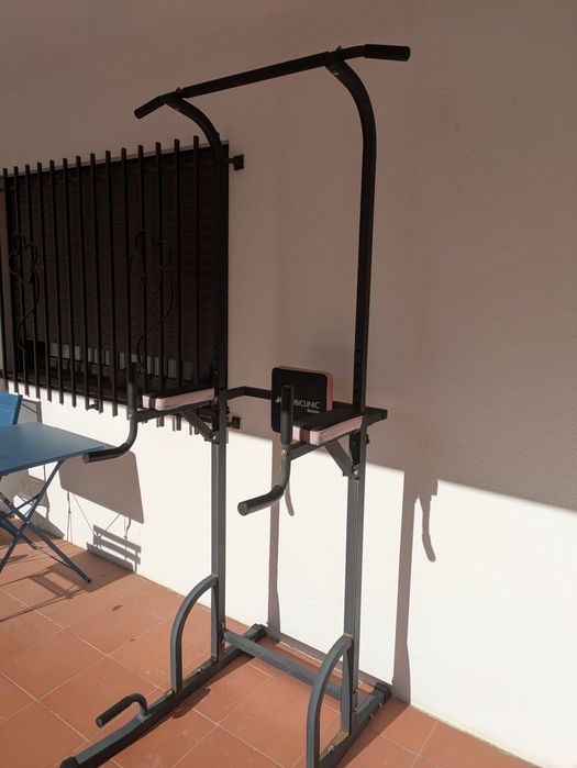 Pull up/Dip station435522136630241282