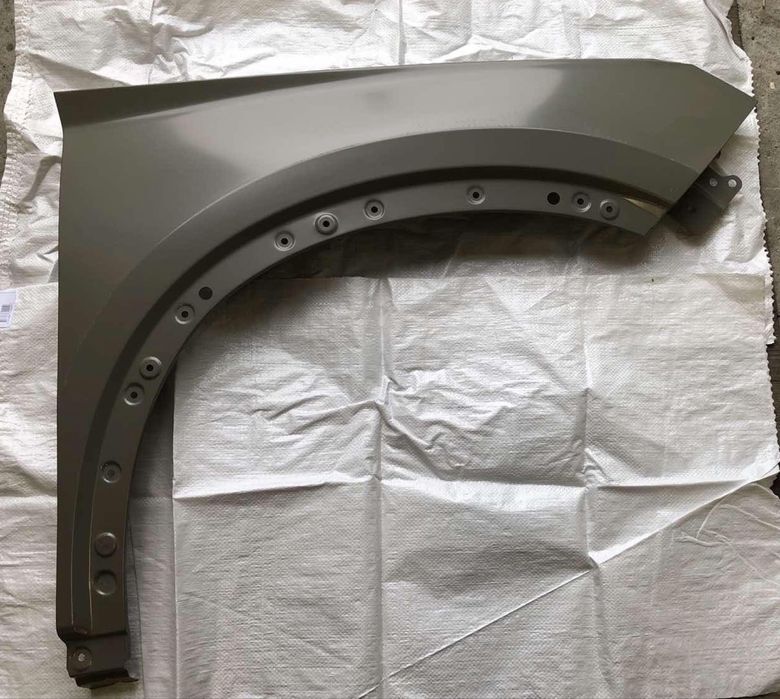 Крило передне (ліве,праве) Byd Song Plus