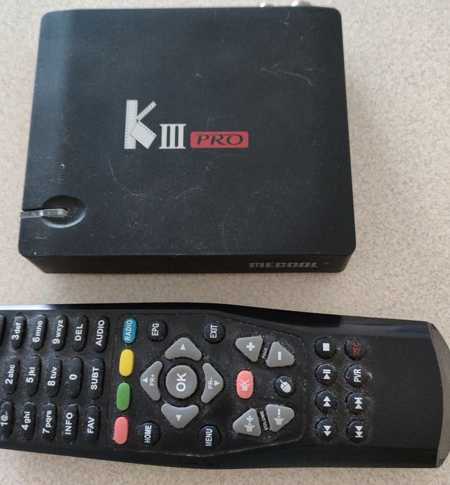 Tuner DVB-T2 + Dvbs-2  Mecool KIII pro 3GB RAM/16GB  flash  Android