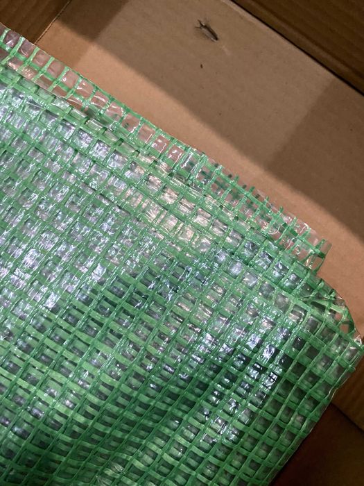 Теплица. Парник с окнами, армированная пленка, теплиця з вікнами