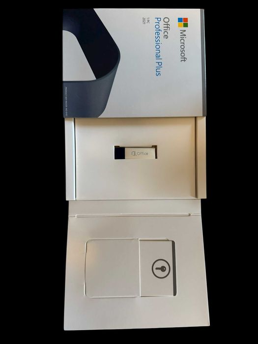 pakiet Office 2021 Professional Plus - wersja Box z pendrivem USB PL