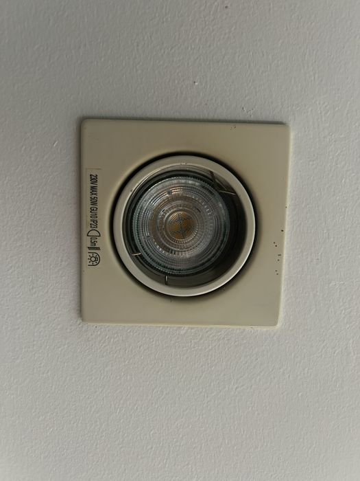 Focos/Luzes de embutir433382501165322241