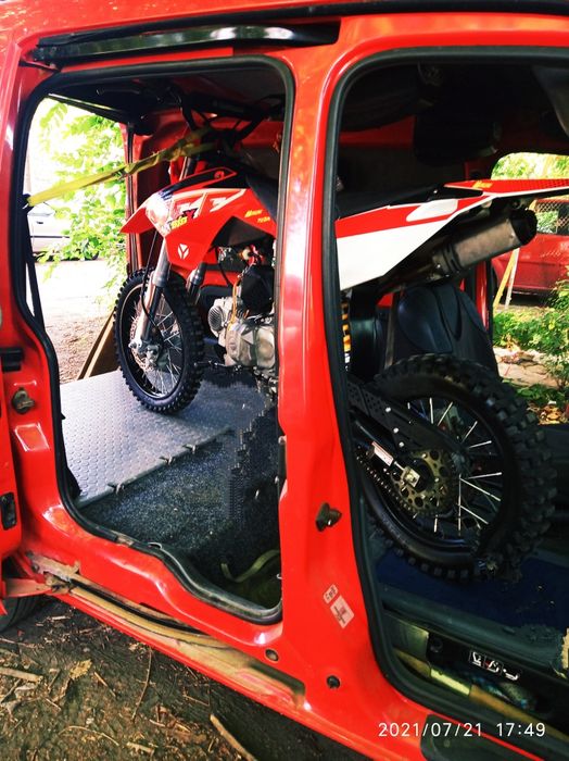 Грузовое такси, грузоперевозки, доставка, РеноКангу, перевозка, фургон