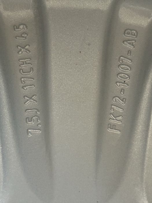 445 Felgi LAND ROVER R 17 5x108 otwór 63,3 NOWE