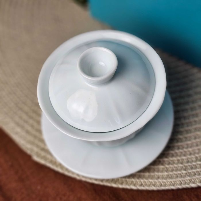 Гайвань порцелянова 130мл +❱ біла класична ❰+ в бірюзовій коробці