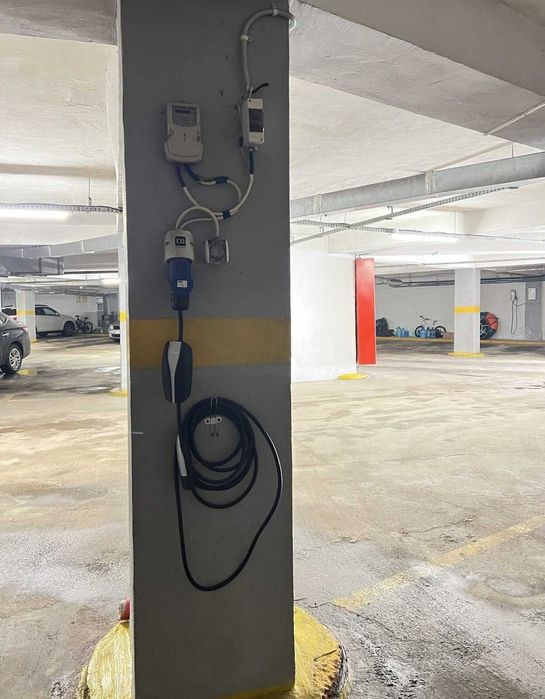 Продаж паркомісця на Поділлі