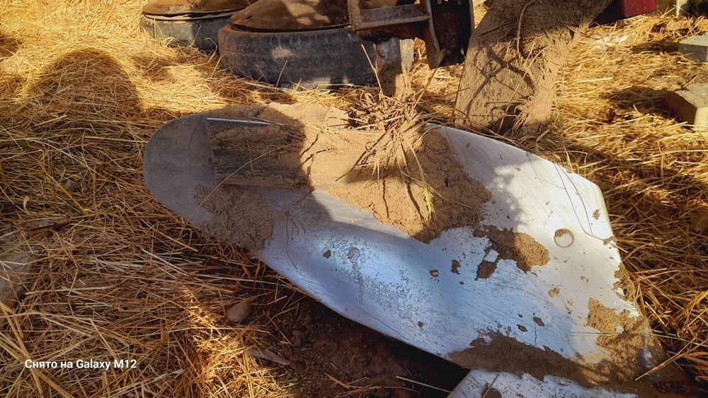 Плуг до трактора