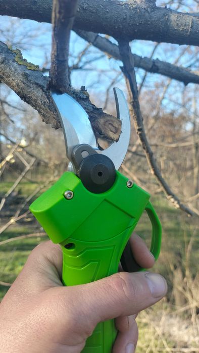 Секатор аккумуляторный, садовый, PRO CRAFT.: 3 780 грн ...
