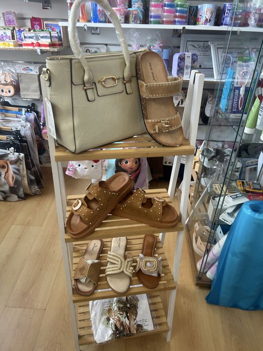Chinelo ou mala de verao