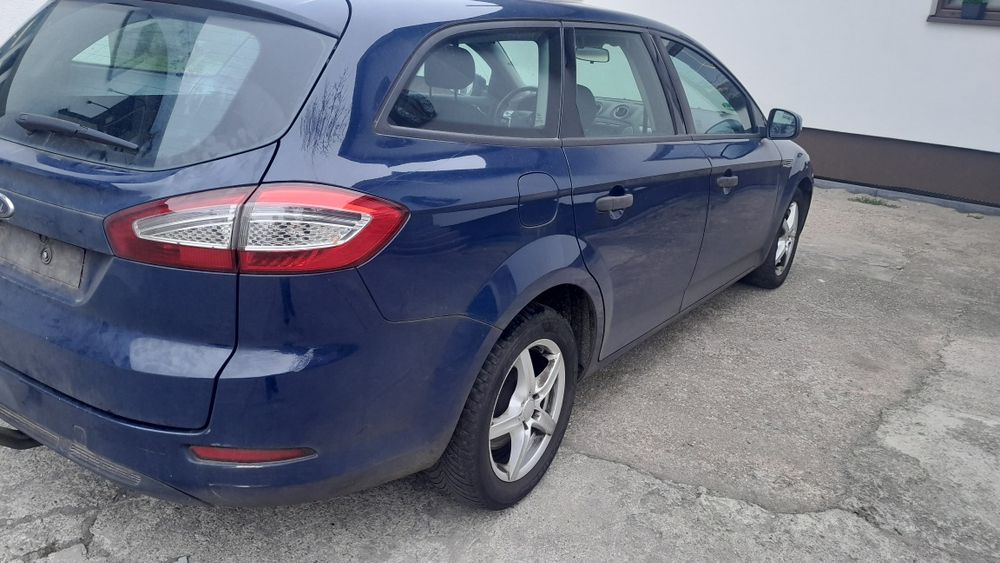 Ford Mondeo mk4 lift