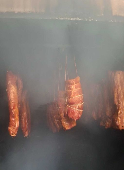 Wyroby wiejskie kiełbasa sery (%)