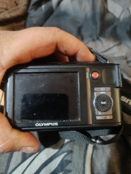 Aparat OLYMPUS SP-600 uz