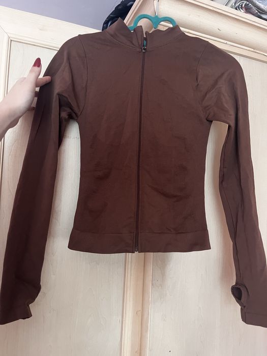 Кофта Pretty Little Thing