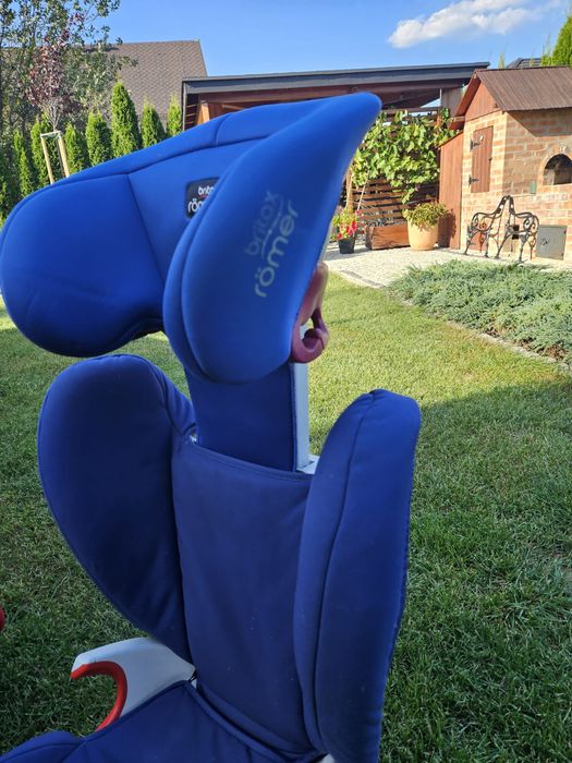 Foteliki Britax Römer KIDFIX 15-35kg
