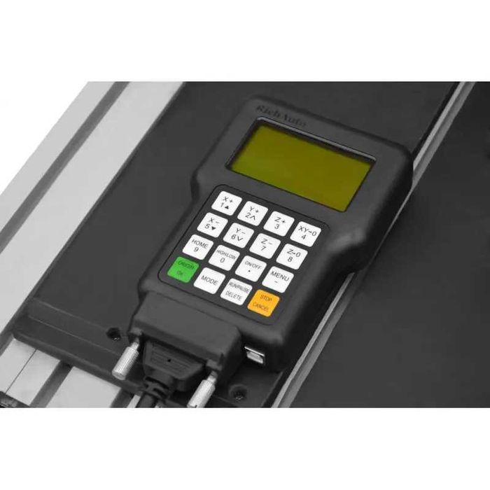 SOLIDNA Frezarka CNC ploter do drewna CORMAK 1300x2500 C1325