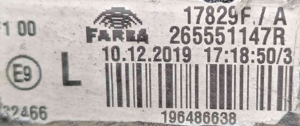 Farolim da Mala Esquerdo 265551147R - RENAULT CLIO V