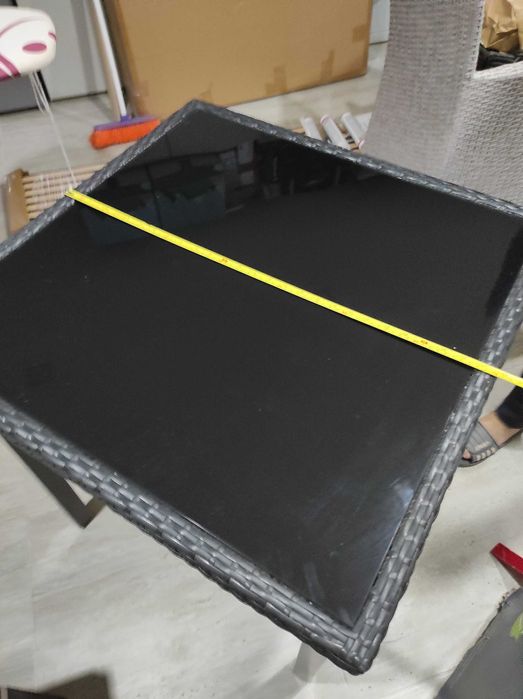 mesa de vidro como nova, usada 2,ou 3 vezes vendo 60 euros