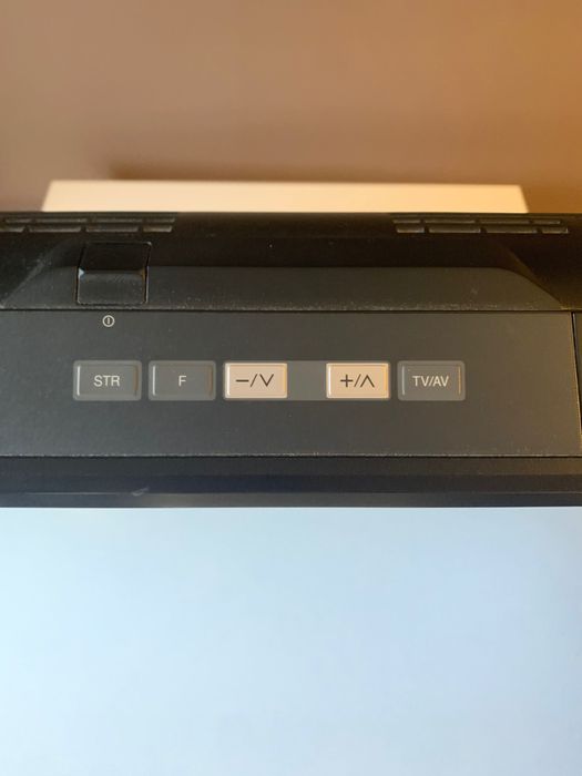 Vendo LCD Tv Panasonic com 1 HDMI e de 32 polegadas