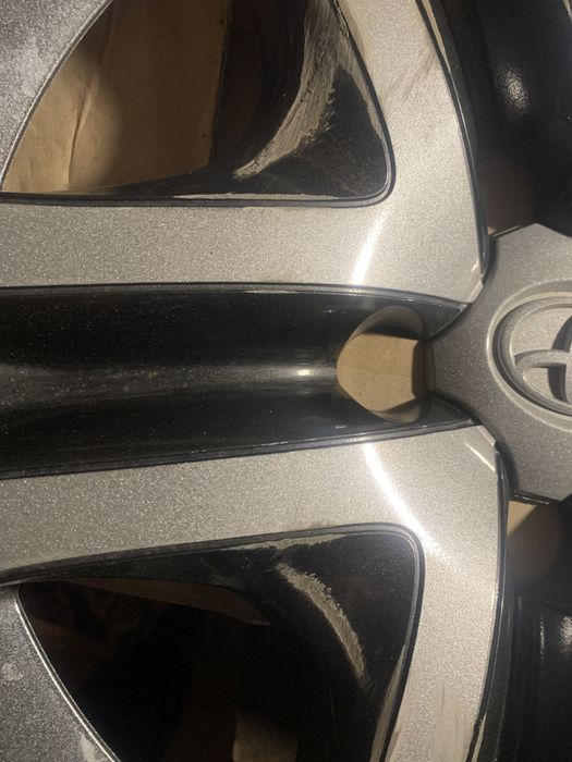 Продам колпаки Рав 4  r17