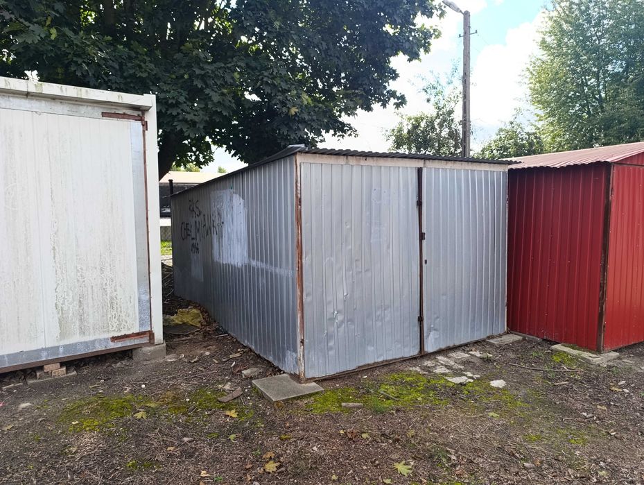 Garaż blaszany na budowę