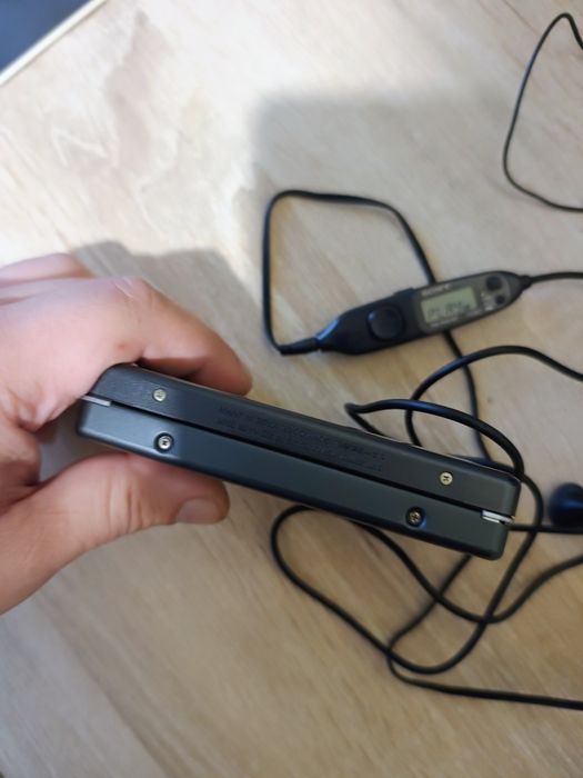 касетний плеєр sony walkman wm-fx811