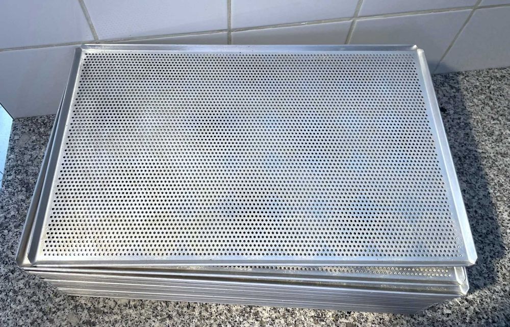Blachy wypiekowe GN1,  aluminium perforowane