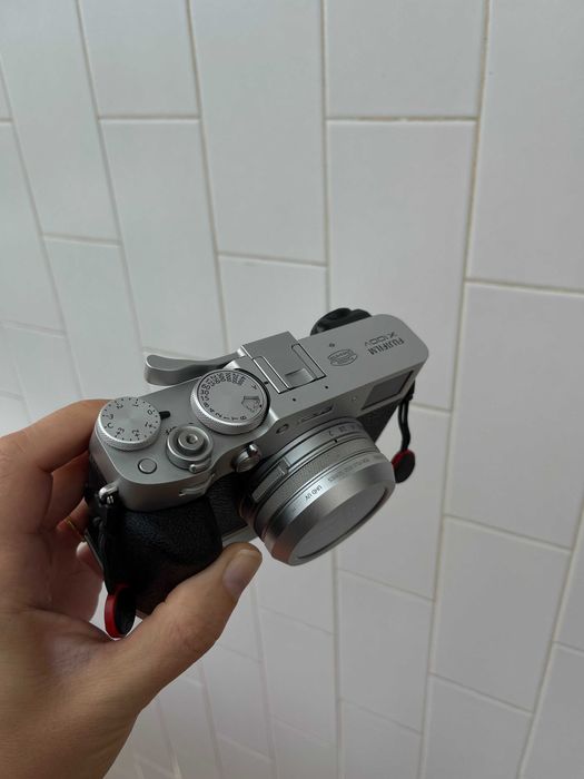 Fujifilm X100V Prata