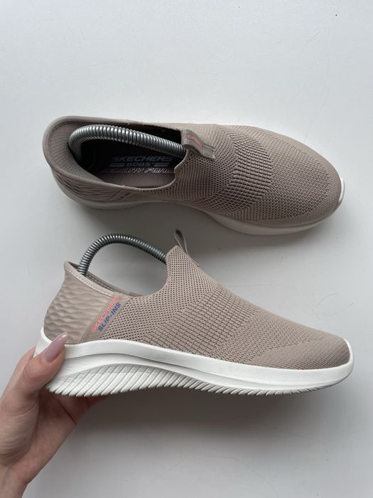 кросівки  Skechers Ultra Flex 3.0 Cozy Streak
