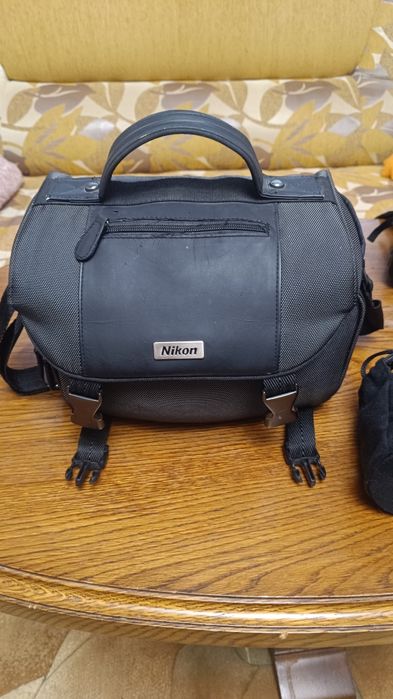 Фотоапарат НІКОН Д7100, 2 об'єктиви, спалах, сумка