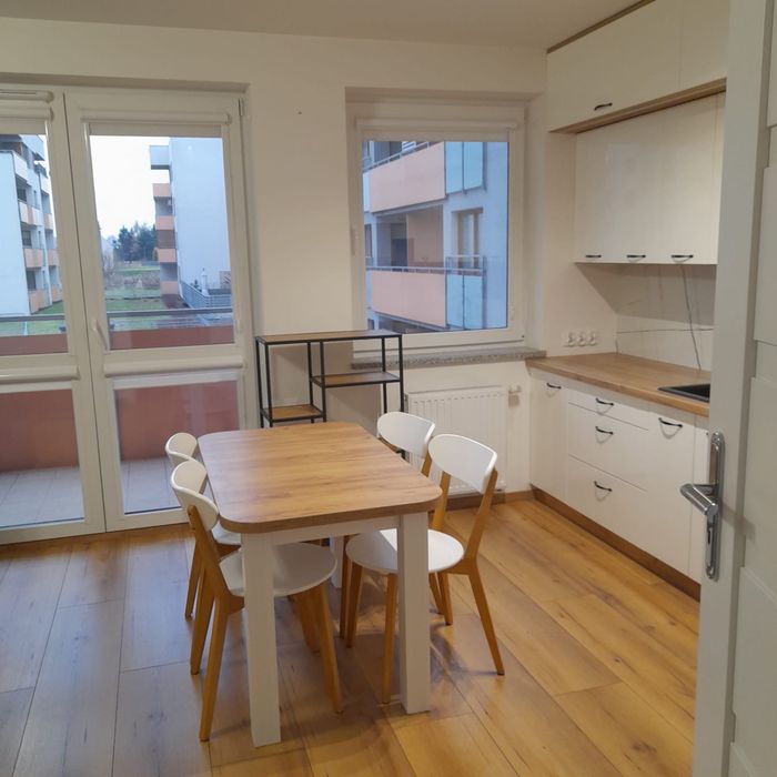 Dwupokojowe mieszkanie z balkonem, Staromieście