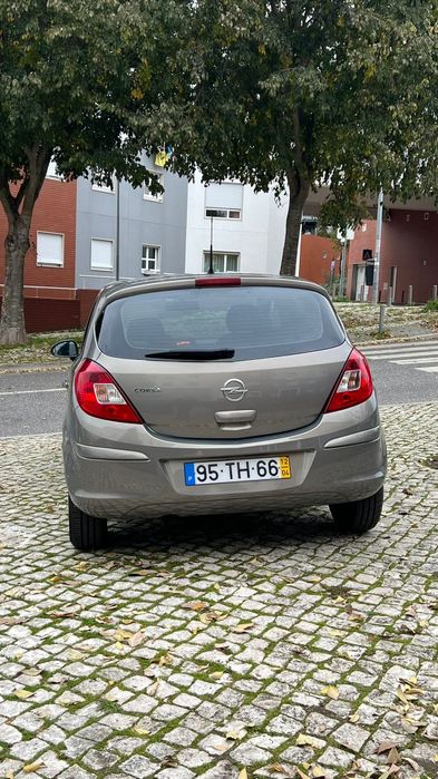 Opel corsa 1.3  bom estado