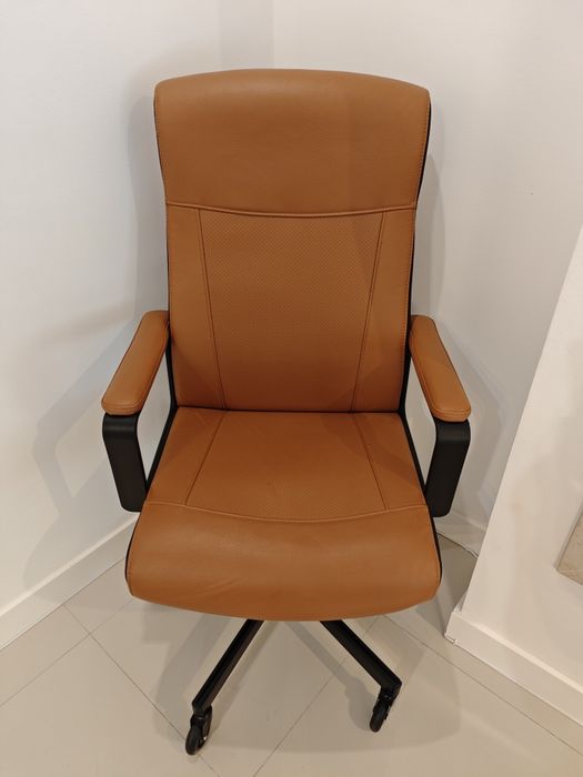 Cadeira Giratória IKEA MILLBERGET (Castanho Dourado)
