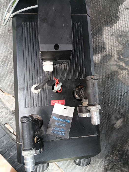 Używana pompa próżniowa łopatkowa Rietschle D-79650