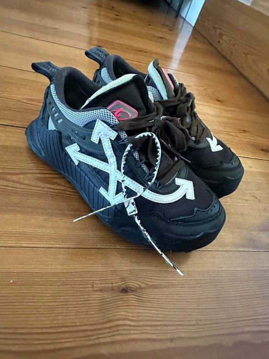 Tênis Off-White tamanho 38 – quase novo
