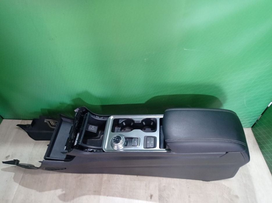 Центральний тунель (консоль) Ford Edge розборка шрот запчастини LT4Z5806024AA LT4Z5806024AA  Форд Едж  Центральный туннель (консоль)