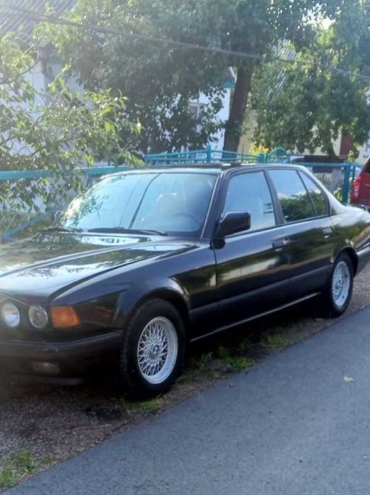 Продаю BMW в гарному стані