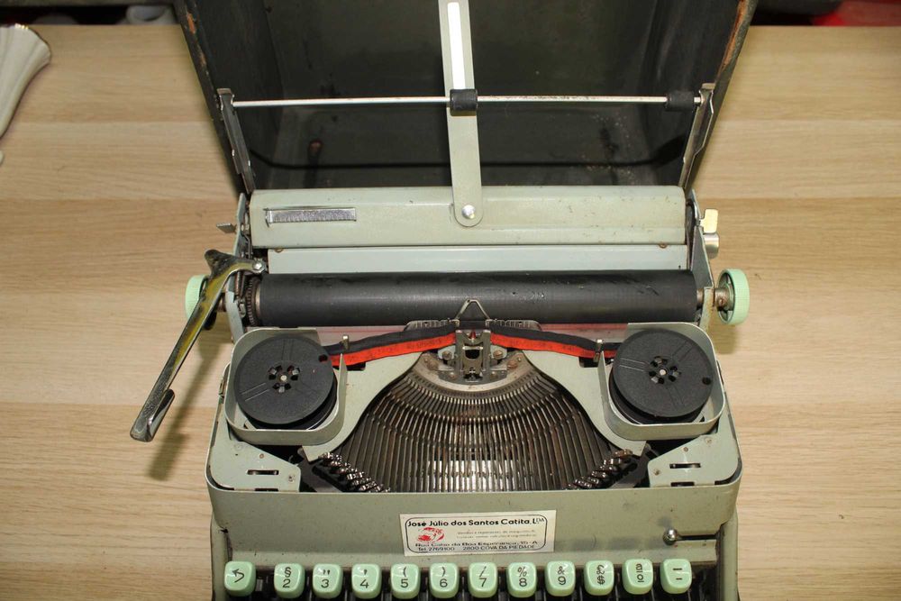 Hermes Typewriter with Case64550447593474122