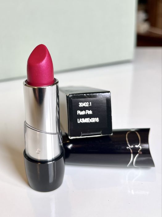 Batom rosa Oriflame Sensual Velvet