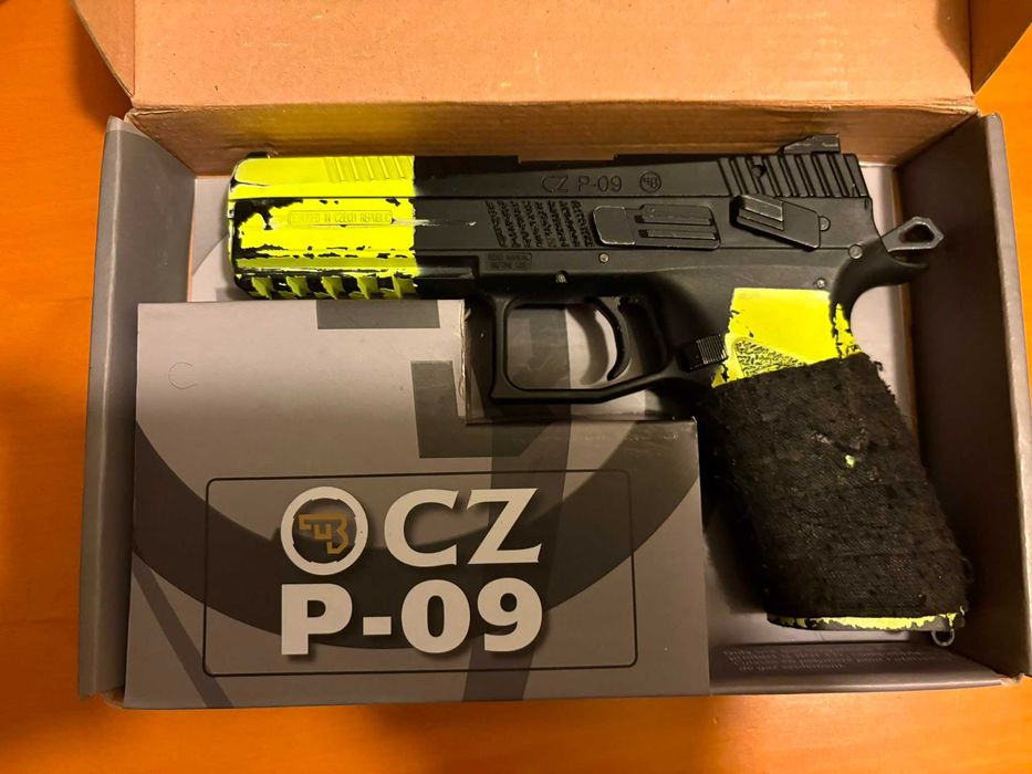 Pistola airsoft Cz-P09