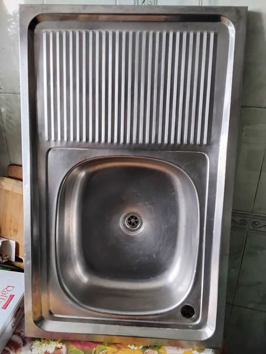 Предлагаю к продаже мойку .