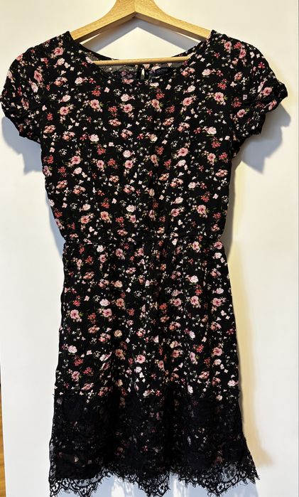 Sukienka cropp rozmiar xs