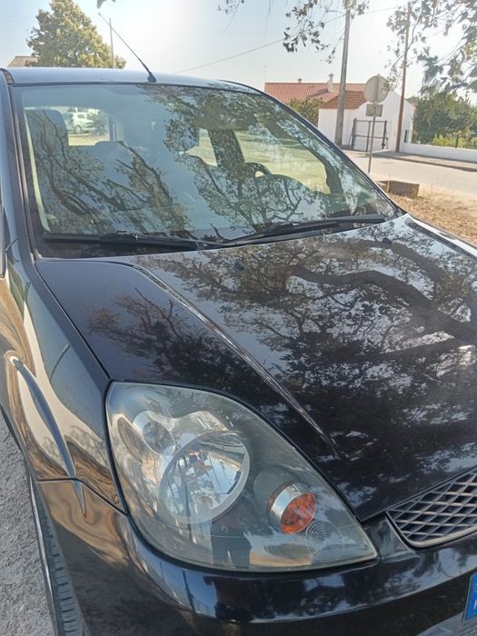Ford Fiesta 1.4 TDCI - 2008 foto 2